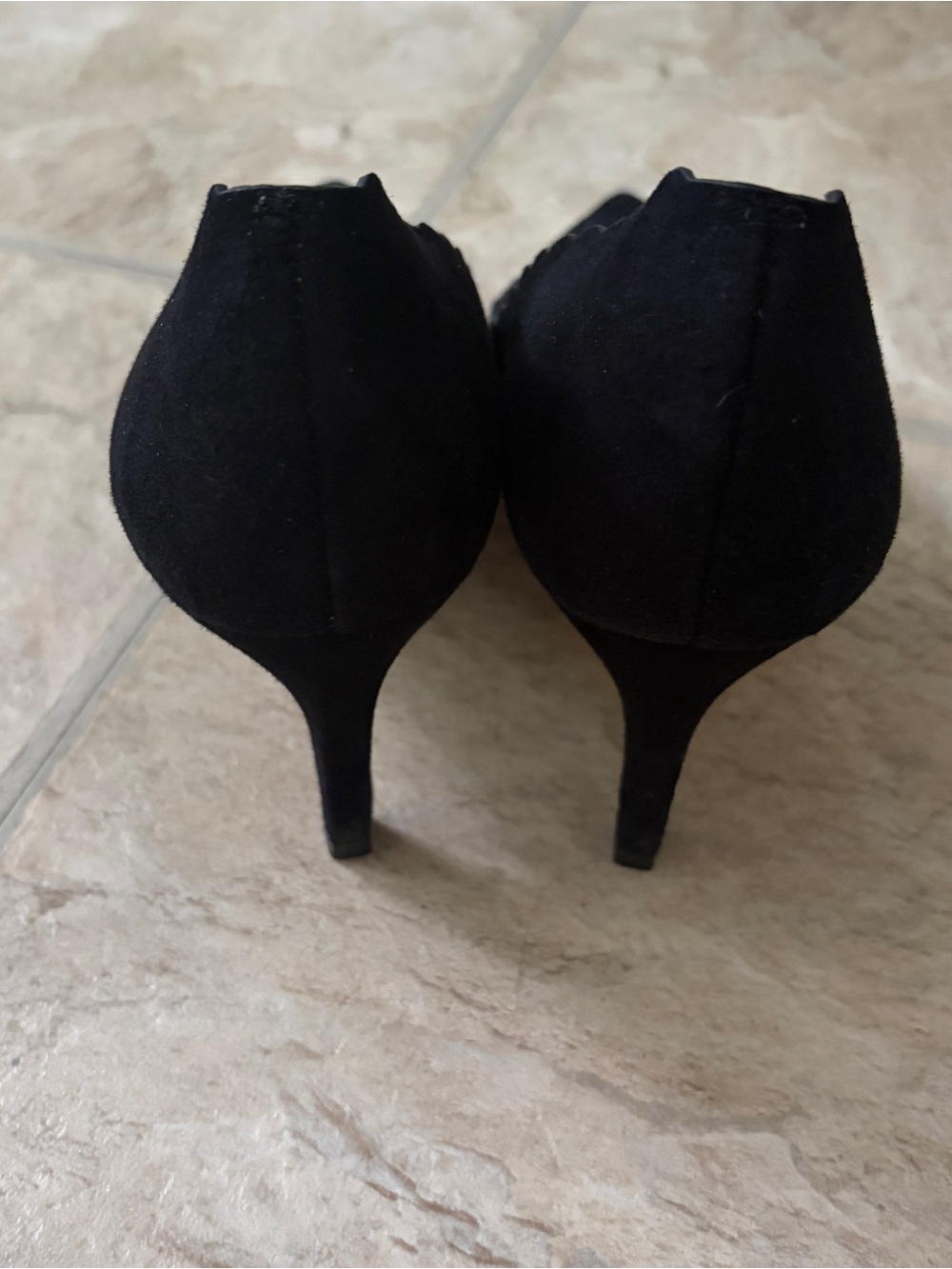 Talbots Black Suede Scalloped Pointed Toe Pumps Heels Size 7M Classic - Picture 5 of 7
